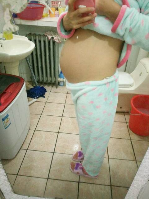 34周孕肚,帮我看看_身高168,孕前104,现在体重