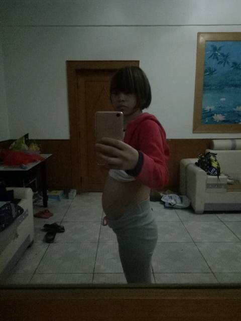 都说二胎肚子大_17周的肚子,从怀孕到现在四个