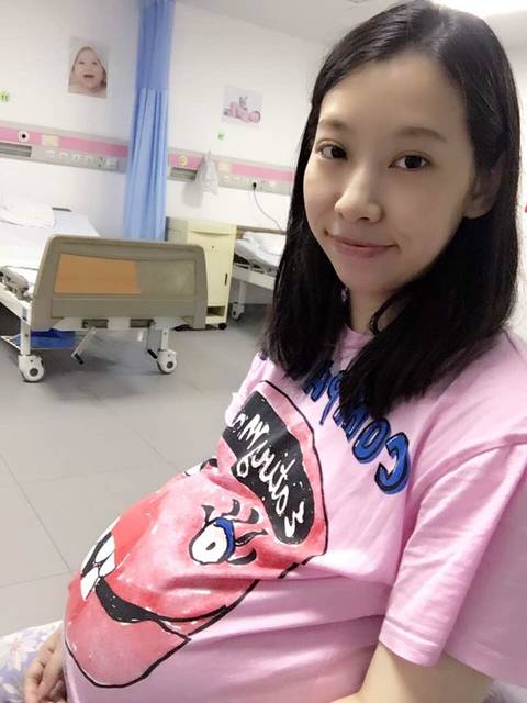 顺产双胞胎儿子_两小只一直产检都很好,最后都