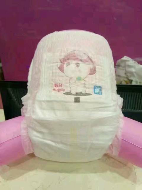 来跟我学习纸尿裤怎么穿吧_宝宝纸尿裤你穿对