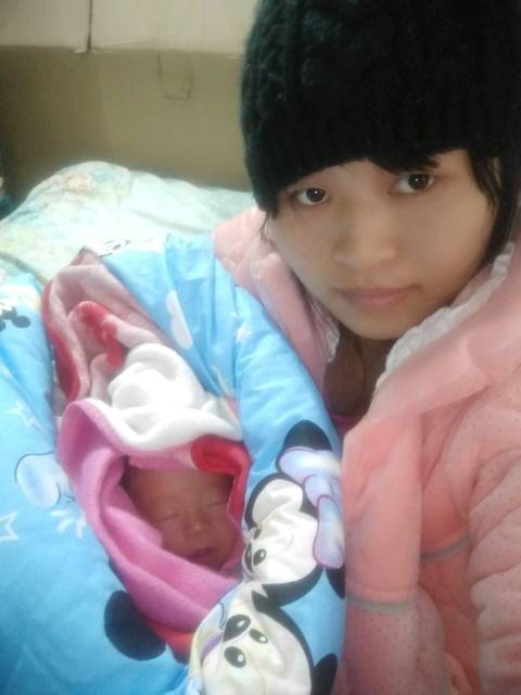 求带孩子方法,刚出生孩子鼻子不透气怎么办?_