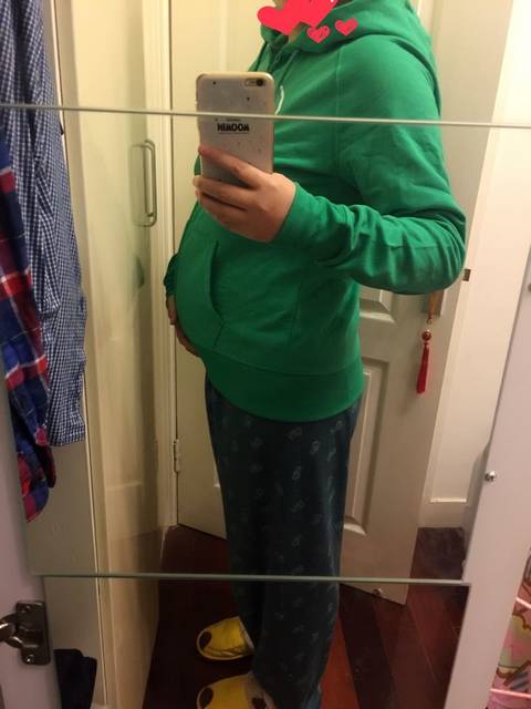 二十周加两天肚子大小正常吗_我怀孕四个月加