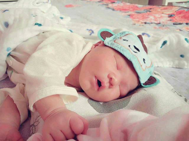 顺产儿子,怀孕症状对比下,接就中!_我宝宝今天