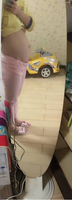 22周看肚子猜男女_二胎,胎动一直在肚脐右下方