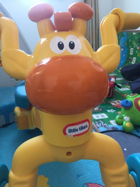 家里有很多费雪的玩具,想给宝宝换一批玩具了