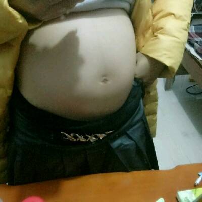 孕中期没有长妊娠纹都在胸上了 晚期会长吗 现在看肚型能判断宝宝性别吗 宝宝树