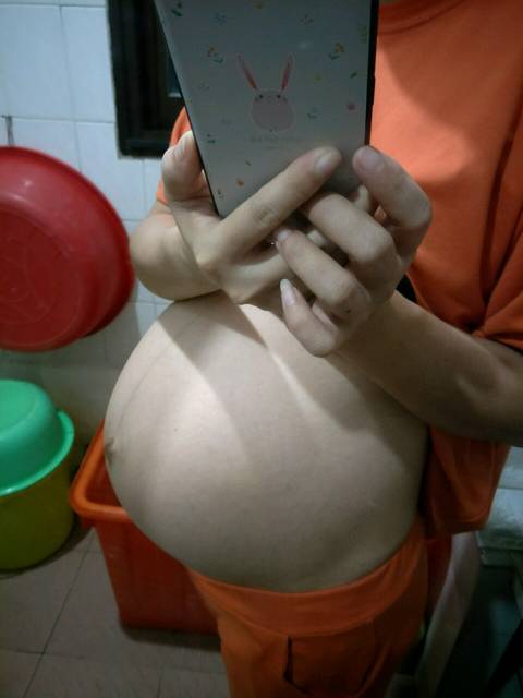 35周时拍的肚子,小吗?
