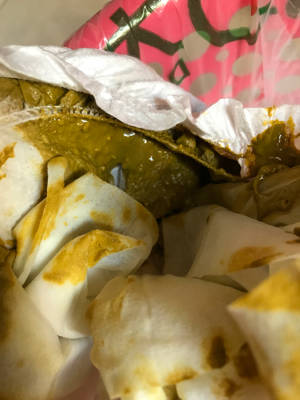 宝宝两个多月拉这样的臭臭有问题吗?三天没拉了今天才拉的