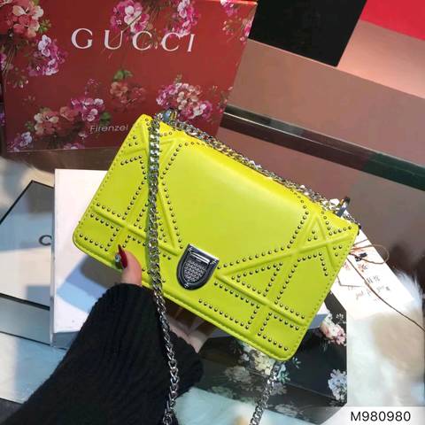 journal_insert_pic_995852243