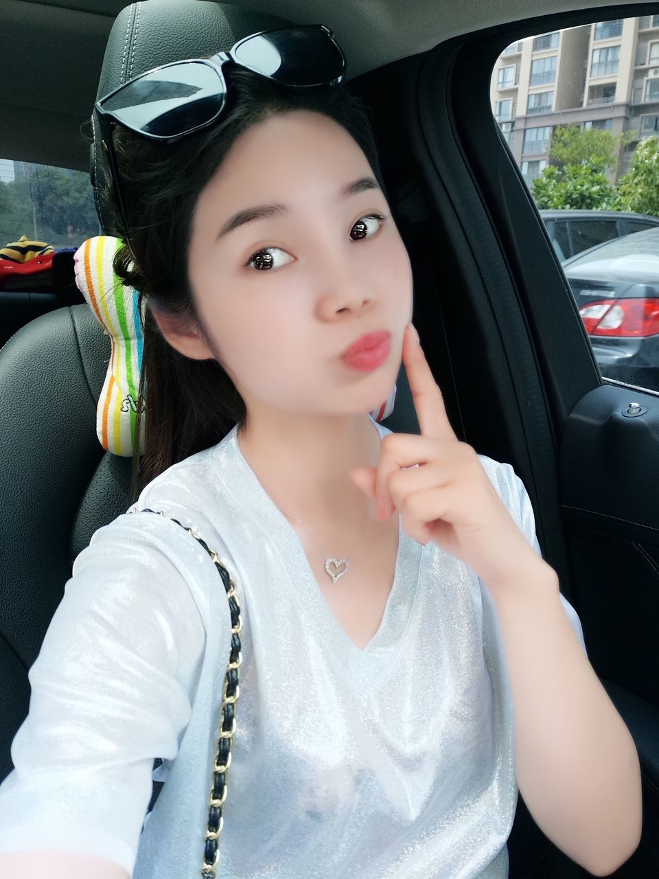 女人爱美好像是天性