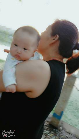 journal_insert_pic_1065281413
