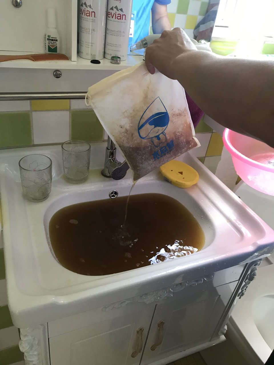 好恐怖😱～好恶心～