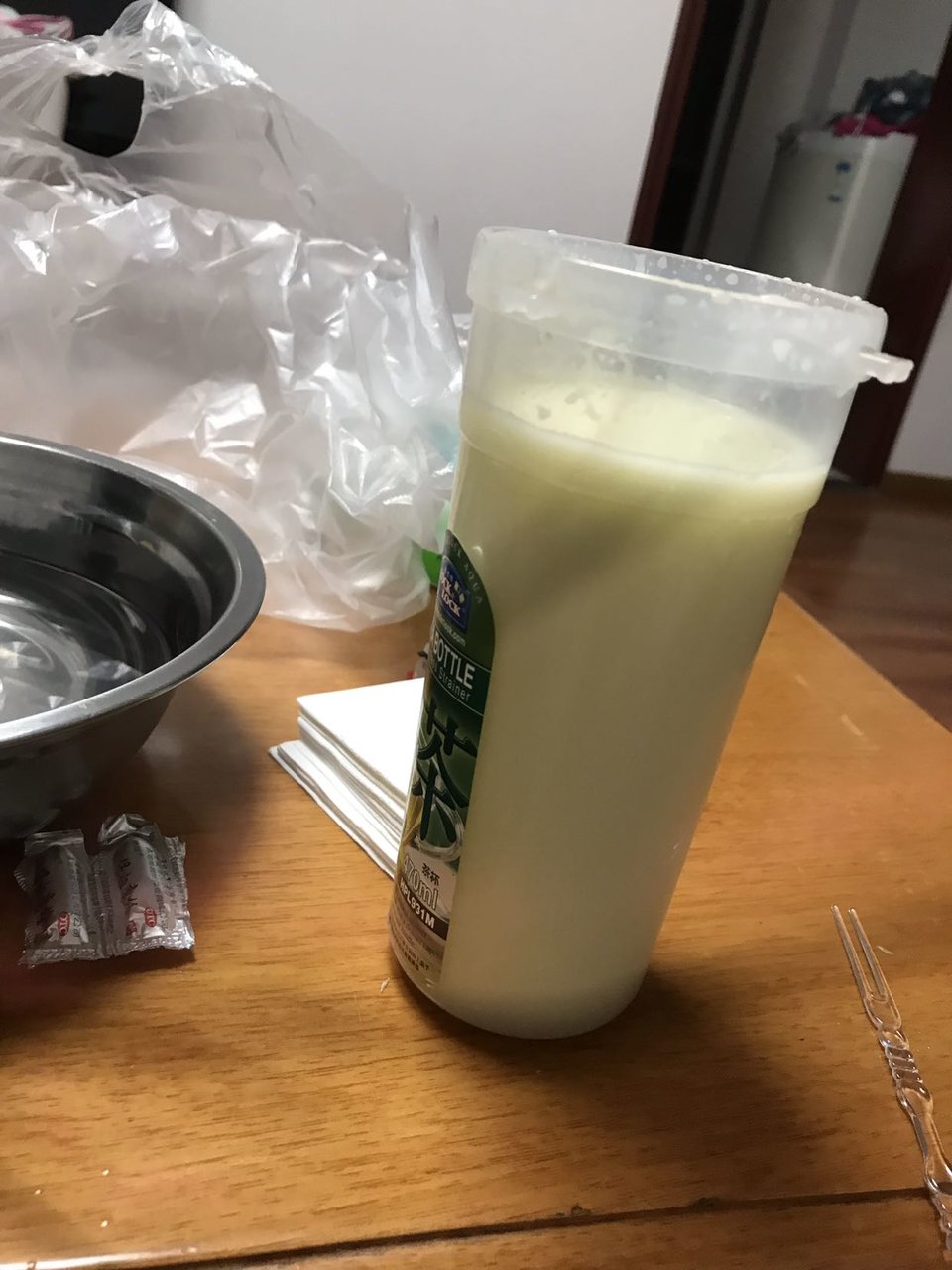 婆婆把我奶拿去拌鸡饲料了