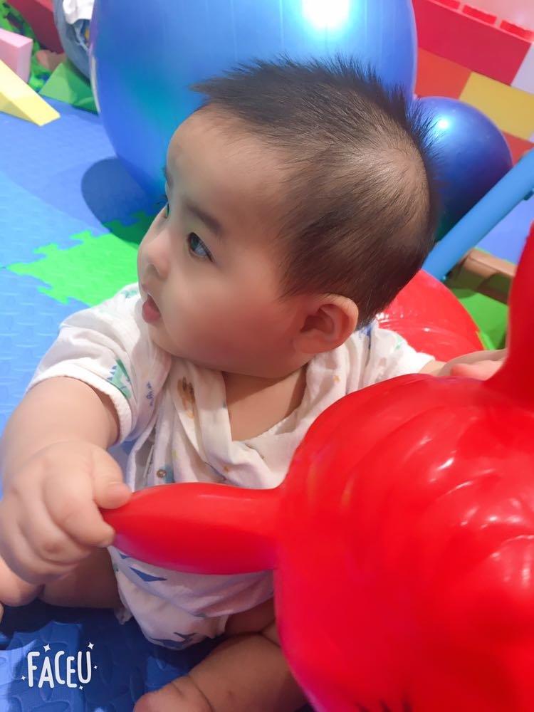 一个孩子就是一个碎钞机，那两个孩子......