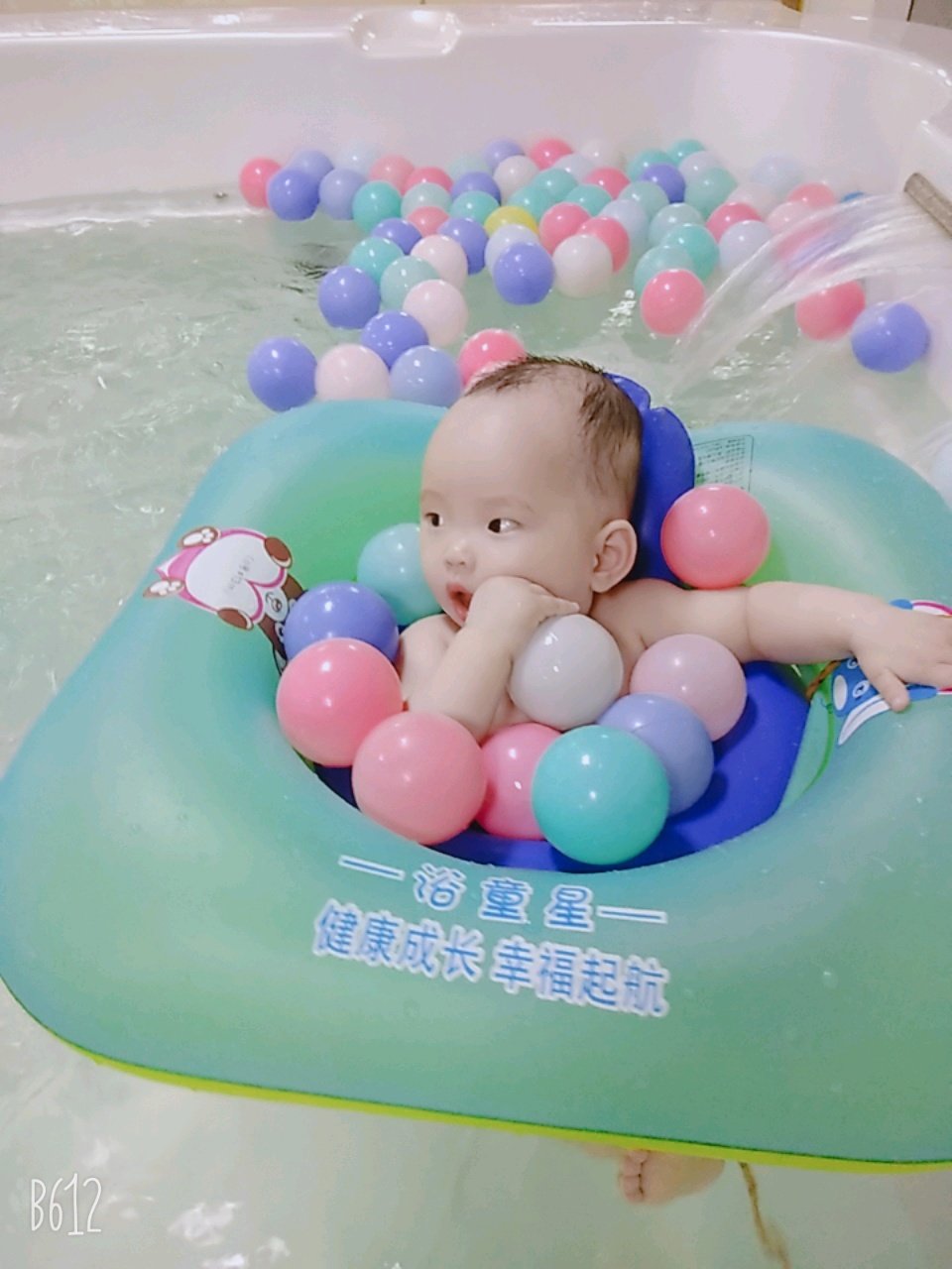 女儿洗澡整感冒了😓