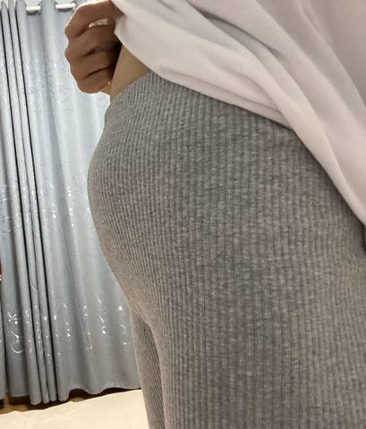 怀孕初期肚子胀气图片