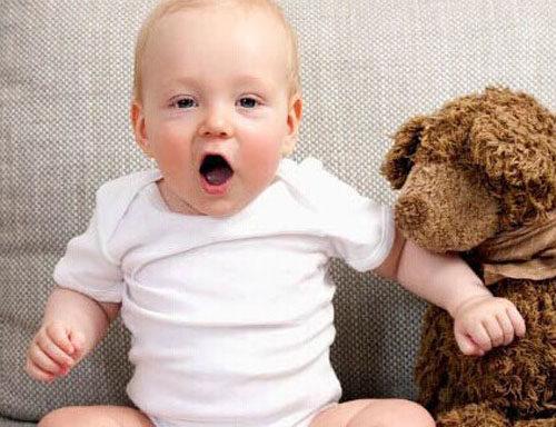 换季宝宝咳嗽老不好?有经验的妈妈都这样解决